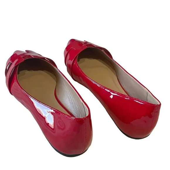 Wild Diva Women's Geometric Design Slip-On Patent PU Pointed Toe Ballet Flats - Picture 4 of 7